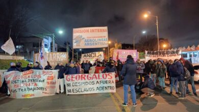 Photo of Río Segundo: protesta frente a la fábrica de Georgalos por despidos ilegales