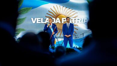 Photo of Martín Llaryora encabezó en Jesús María la velada patria en la víspera del 9 de julio