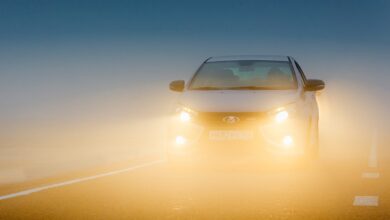 Photo of Conducir con niebla: errores frecuentes y recomendaciones para circular con seguridad