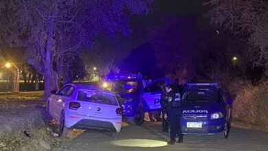 Photo of Elija su infracción: en auto robado, de contramano y chocando a un móvil policial