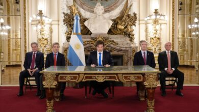Photo of Javier Milei en Cadena Nacional: «Sacamos de la pobreza a más de 12 millones de personas»