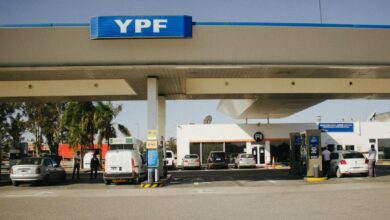 Photo of La justicia de EEUU decide si Argentina debe entregar el 51% de las acciones de YPF