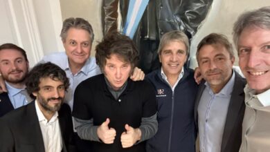 Photo of El Gobierno activa la aspiradora de pesos con una licitación exprés y multas a bancos