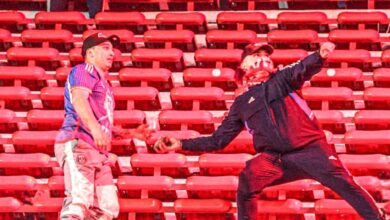 Photo of Violencia extrema en Independiente vs. U. de Chile: butacas quemadas, heridos y corridas