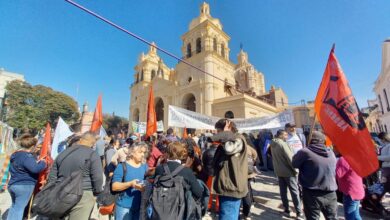Photo of Jubilados en Córdoba cumplieron 70 rondas: un año de lucha en la Plaza San Martín