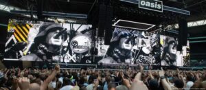 Photo of Un fan murió tras caer de las gradas durante un recital de Oasis en Wembley