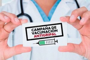Photo of VACUNACIÓN ANTIGRIPAL DISPONIBLE PARA NIÑOS Y MAYORES DE 65 AÑOS EN LOS DOS PERIFÉRICOS