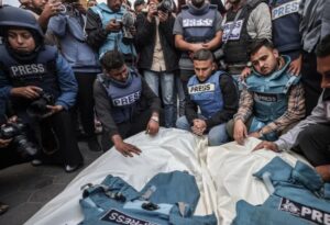 Photo of La ONU acusa a Israel de violar el derecho internacional tras el ataque a seis periodistas