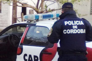 Photo of APREHENDIERON A UN HOMBRE EN LAS VARAS POR DESOBEDIENCIA A UNA ORDEN JUDICIAL
