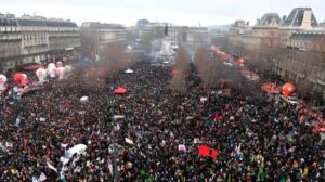 Photo of Histórica jornada de protestas en Francia contra los recortes presupuestarios