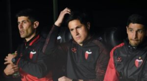Photo of El futuro de Ezequiel Medrán en Colón no está garantizado y tambalea en la cuerda floja