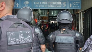 Photo of Megaoperativo en Córdoba: más de 40 allanamientos en la Galería Espacial