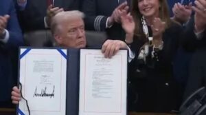 Photo of La Cámara de Representantes de EEUU aprobó la ley que pone fin al shutdown del gobierno
