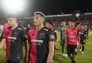 Photo of Newell’s, contra todos y contra el calendario: fecha negra en la lucha por la permanencia