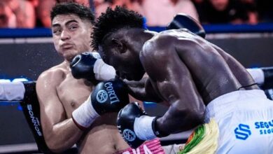 Photo of Trabaja en la calle y es demoledor en el ring: el impactante nocaut de Touba Niang ante Chávez