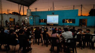 Photo of Cine móvil en Córdoba: grilla completa y en qué barrios se realiza