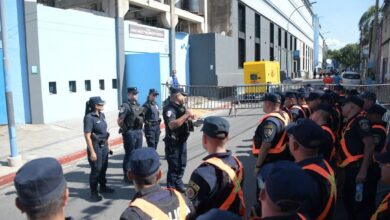 Photo of La Policía detuvo a un hombre armado cerca de la cancha de Belgrano