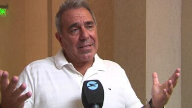 Photo of Corvalán le respondió a Quinteros: “Se ponen nerviosos porque los controlamos”
