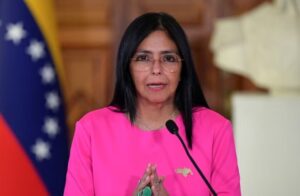 Photo of Delcy Rodríguez: «Hay un solo presidente en este país y se llama Nicolás Maduro»