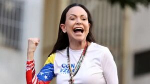 Photo of María Corina Machado vuelve a Venezuela tras la detención de Maduro