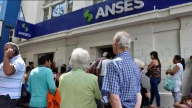 Photo of El bono para jubilados sigue congelado y continúa la pérdida contra la inflación