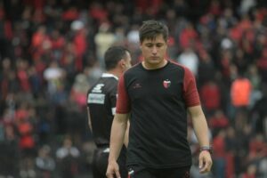 Photo of Colón prueba variantes y espera por Bonansea para recibir a Ferro
