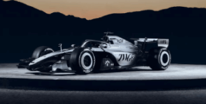 Photo of El escándalo que generó la presentación del nuevo equipo de la F1 durante el Super Bowl: un famoso director de Hollywood denunció plagio