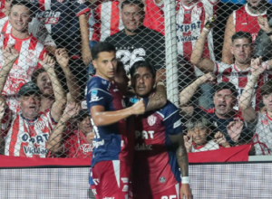 Photo of Unión fue contundente y goleó a Gimnasia (M) en el 15 de abril