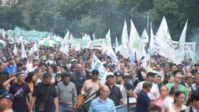 Photo of Gremios marchan por el centro de Córdoba y apuran a Llaryora por la Caja de Jubilaciones