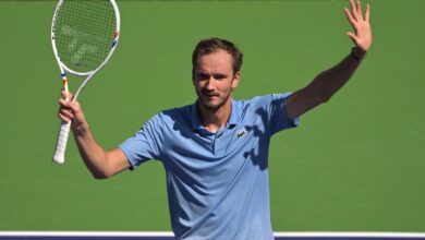 Photo of Medvedev bajó a Alcaraz, le cortó el invicto y se metió en la final de Indian Wells