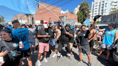 Photo of Fiesta total en Alberdi: así se vive la previa del superclásico
