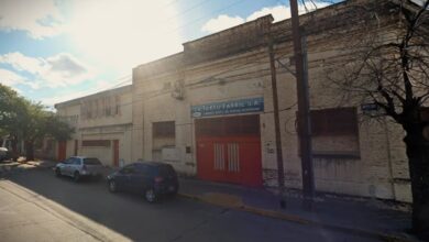 Photo of Cerró la histórica fábrica “La Texto Fabril” en Alta Gracia y trabajadores reclaman por sus indemnizaciones