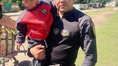 Photo of Córdoba: un niño fue rescatado por un policía de ser embestido por el tren
