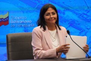 Photo of Estados Unidos reconoce a Delcy Rodríguez como jefa de Estado de Venezuela