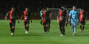 Photo of Colón empató con Ferro en un Brigadier López repleto y sigue invicto