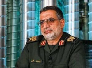 Photo of Irán confirmó la muerte de un alto vocero y lanzó ataques contra objetivos energéticos