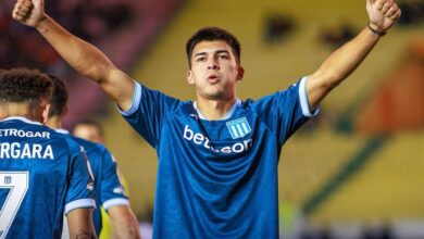 Photo of Debut con victoria: Racing le ganó a Independiente Petrolero y lidera el Grupo E