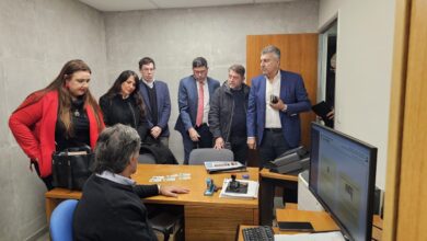 Photo of Córdoba: legisladores opositores denunciaron al ministro de Educación por los fondos escolares