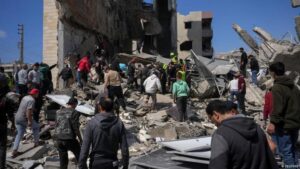 Photo of Israel bombardeó Beirut y advirtió que la tregua con Irán no incluye a Líbano