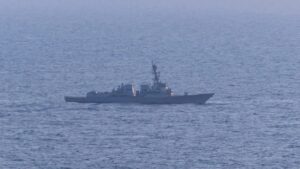 Photo of Tensión en el estrecho de Ormuz: Irán condiciona su reapertura al cese del bloqueo marítimo