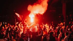 Photo of Perú: un muerto y decenas de heridos en banderazo de Alianza Lima
