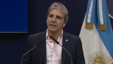 Photo of Luis Caputo descartó que el caso Adorni alterara el riesgo país y culpó al “riesgo Kuka”