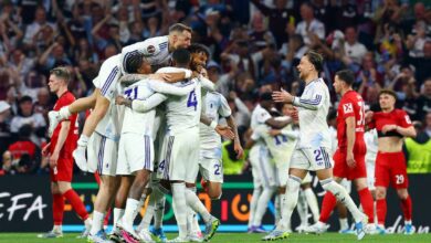 Photo of Festejo de Dibu Martínez y Buendía: Aston Villa gritó campeón de la Europa League
