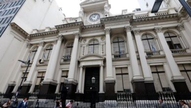 Photo of Un informe del FMI para la Argentina prevé menor inflación y un crecimiento de la economía