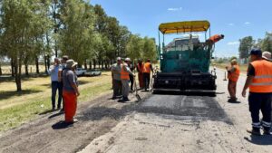 Photo of SE DEMORA EL BACHEO EN LA RUTA 158