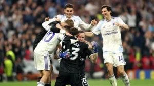 Photo of Con un golazo de Emiliano Buendía, el Aston Villa del Dibu Martínez goleó a Friburgo y se coronó campeón de la Europa League