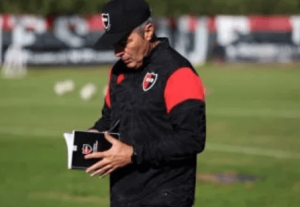 Photo of Newell’s inicia la pretemporada con una urgencia marcada: reforzar la defensa
