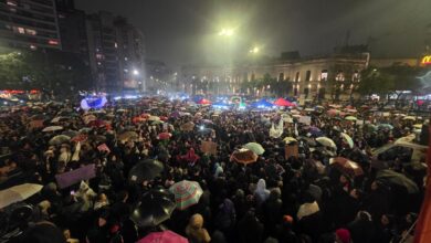 Photo of Mariela Marchisio, vicerrectora de la UNC, en la marcha de Ni Una Menos: “Hay que seguir concientizando”