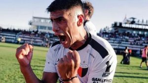 Photo of Colón volvió a dejar puntos en el camino y apenas rescató un empate ante Almirante Brown