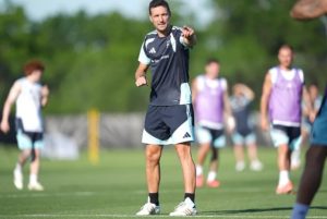 Photo of Por qué Scaloni modificó la preparación de Argentina rumbo al Mundial 2026